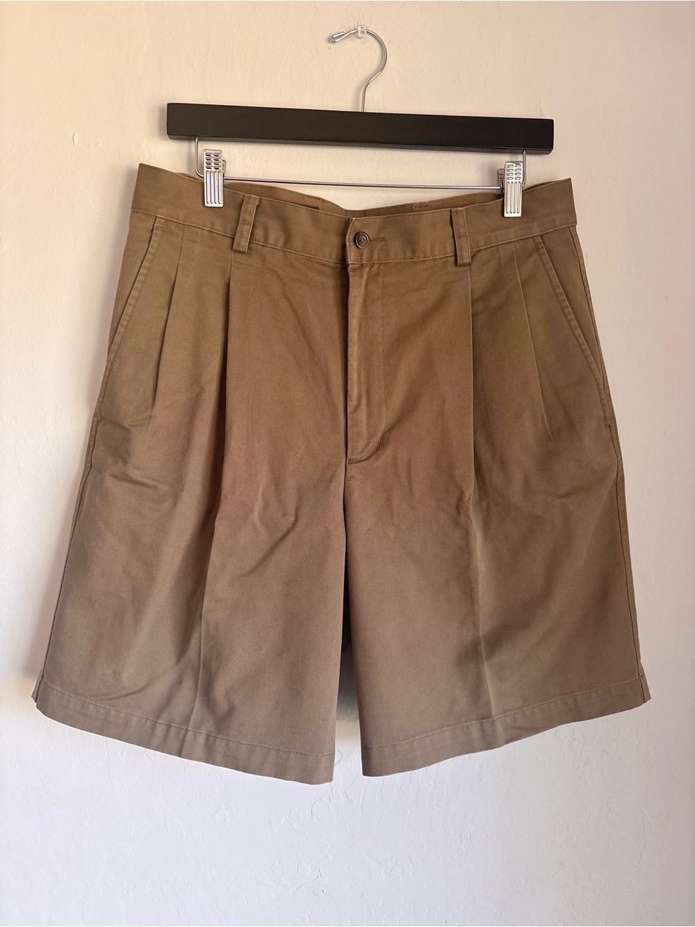 Nordstrom Smartcare Pleated Chino Shorts Khaki Wrinkle Free Cotton Twill, Sz 33W